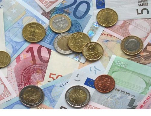 Transferências bancárias na Europa vão ser instantâneas e grátis
